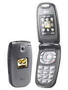 Best available price of LG KG240 in Pakiatan